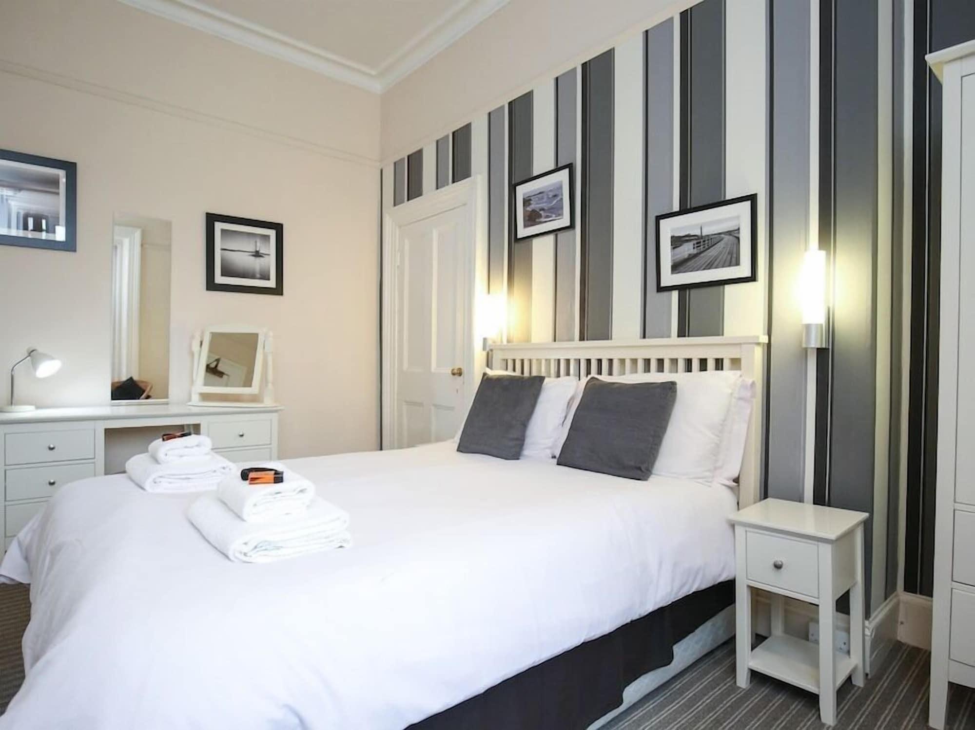 Riviera Guesthouse Whitby Exterior foto